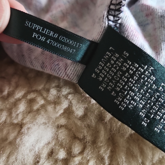 Beautiful Lauren Ralph Lauren Iconic Colorful Paisley Pattern Cotton Top ❤️🖤💜 - Picture 9 of 15